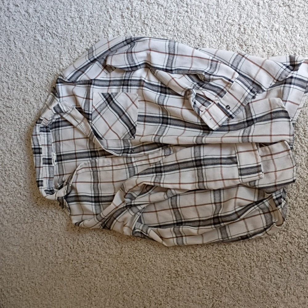 LA MIEL Plaid Button Down Shirt - Black and Cream